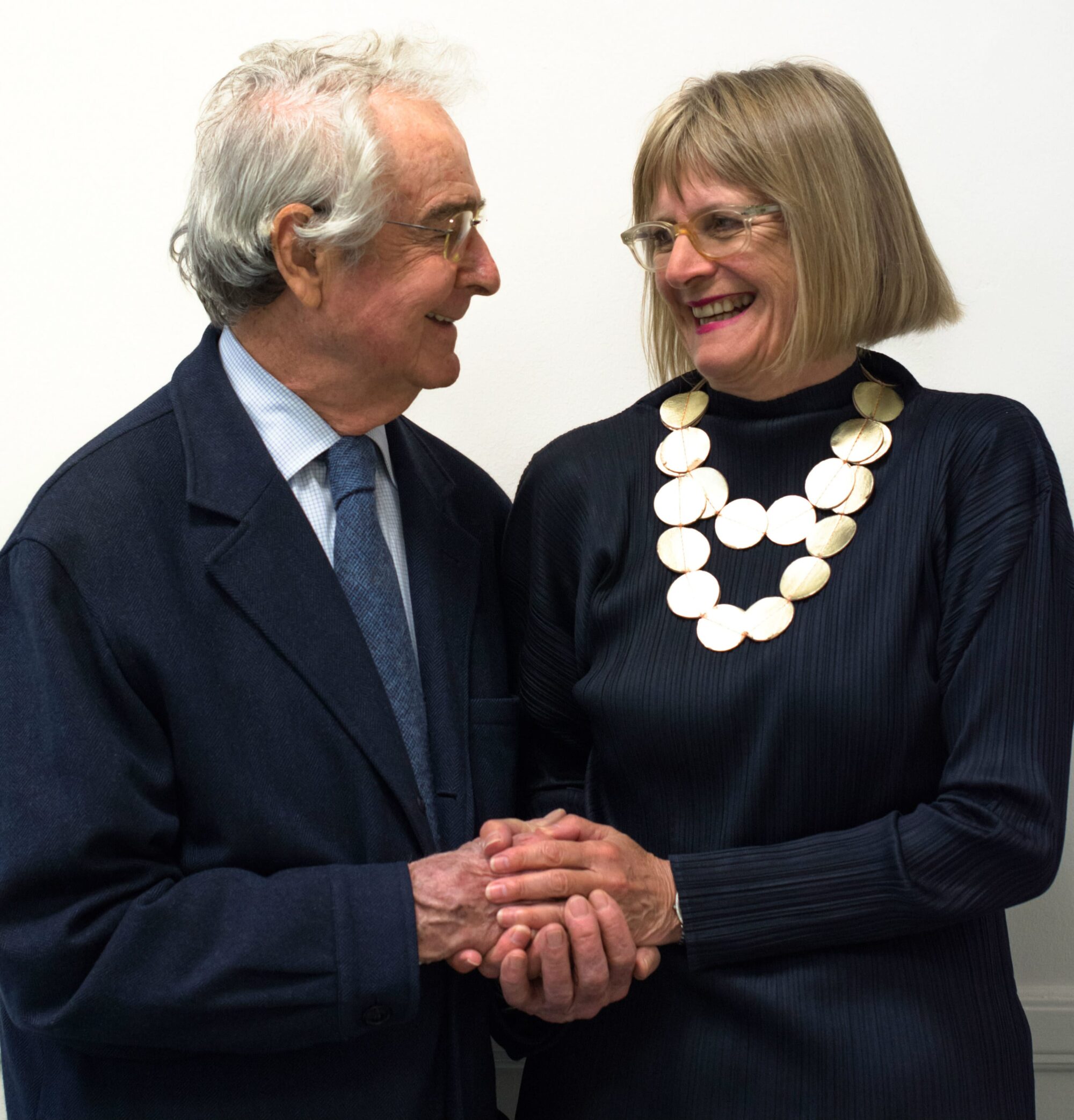 Warren Winiarski and British wine writer Jancis Robinson at the UC Davis Library in February 2017 (Kelley Chao/UC Davis Library)