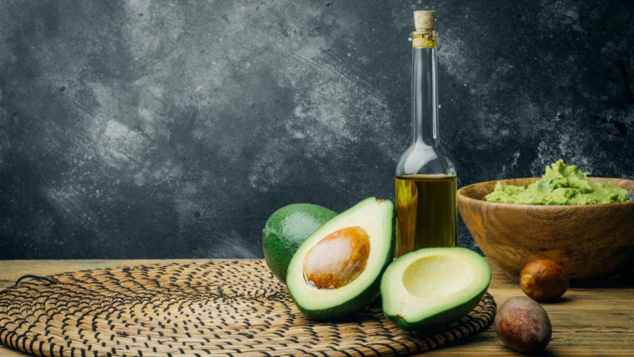 In first extensive study of commercial avocado oil quality and purity, UC Davis researchers find majority impure or stale. (Getty)